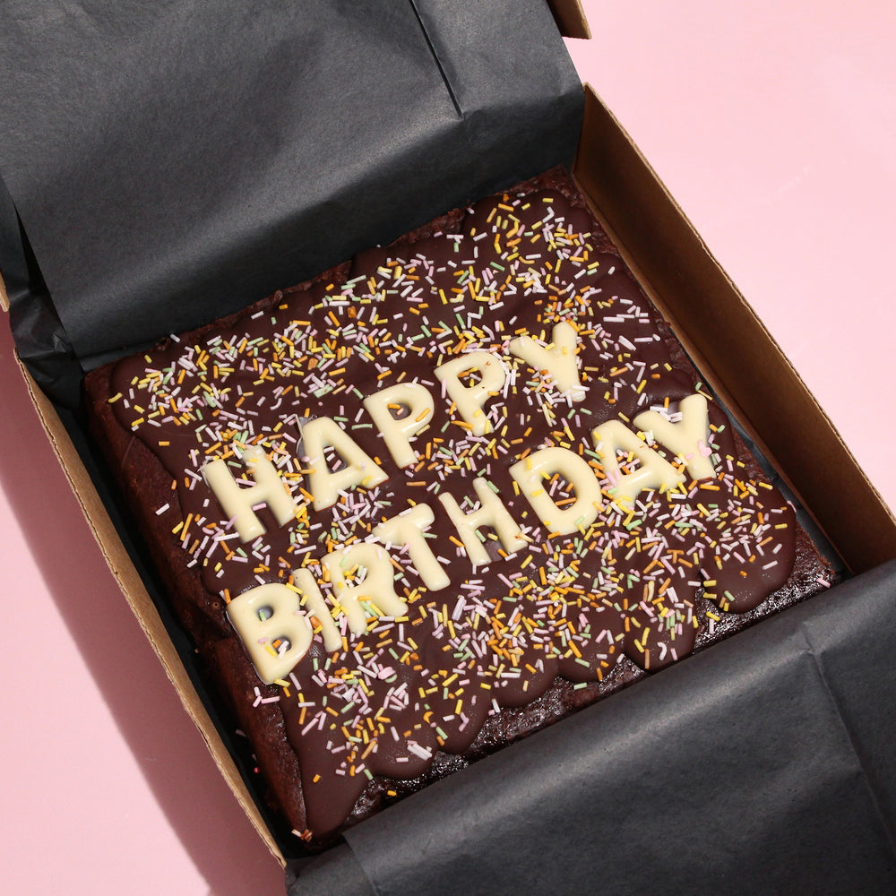 
            
                Load image into Gallery viewer, PERSONALISED MESSAGE BROWNIES
            
        