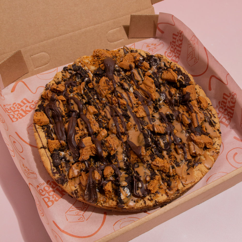 
            
                Load image into Gallery viewer, COOKIE PIZZA
            
        