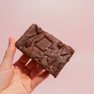 FESTIVE BROWNIES