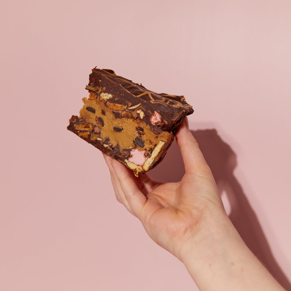 
            
                Load image into Gallery viewer, COOKIE DOUGH ROCKY ROAD
            
        